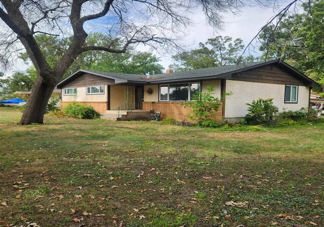 Photo 2 of Single family home for sale at 1273 131st Lane Ne, Minneapolis, MN 55434 | MLS# 7136784 | Listing updated on 2026-09-14