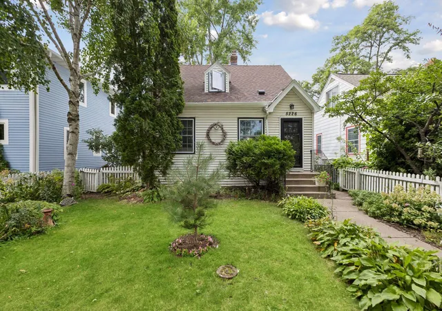 Photo 1 of Single family home for sale at 5226 40th Avenue S, Minneapolis, MN 55417 | MLS# 7136786 | Listing updated on 2026-09-06