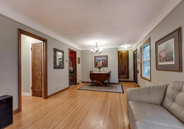 Photo 4 of Single family home for sale at 5226 40th Avenue S, Minneapolis, MN 55417 | MLS# 7136786 | Listing updated on 2026-09-06