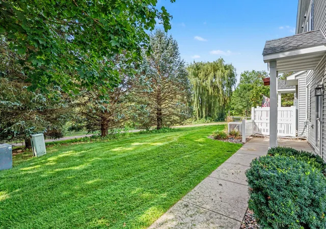 Photo 3 of Single family home for sale at 292 Tamarack Trl #808, Farmington, MN 55024 | MLS# 7136799 | Listing updated on 2026-09-17