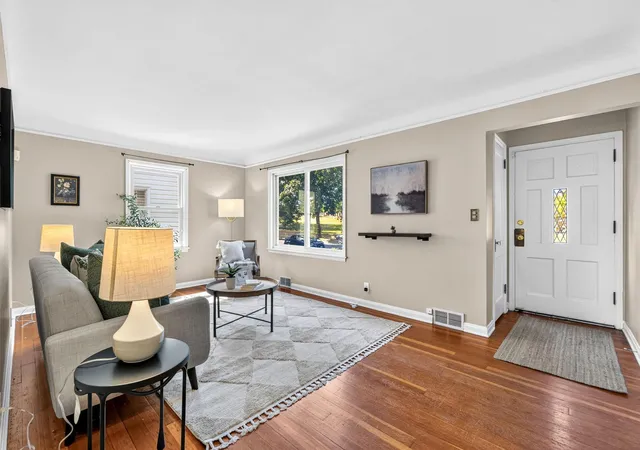 Photo 3 of Single family home for sale at 4601 13th Avenue S, Minneapolis, MN 55407 | MLS# 7136803 | Listing updated on 2026-10-03
