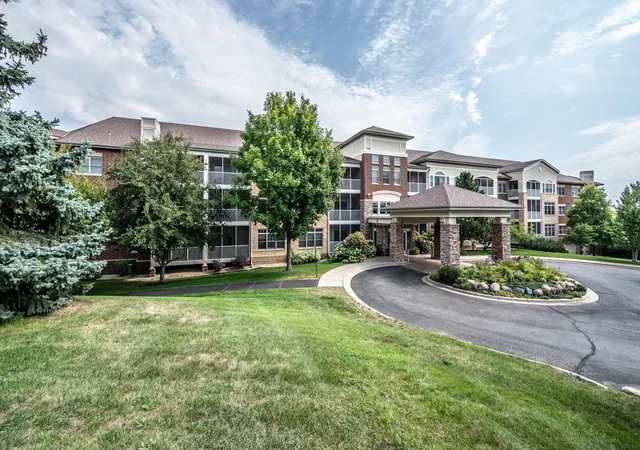 Photo 3 of Condo for sale at 500 Greenhaven Dr #205, Burnsville, MN 55306 | MLS# 7136824 | Listing updated on 2026-09-02