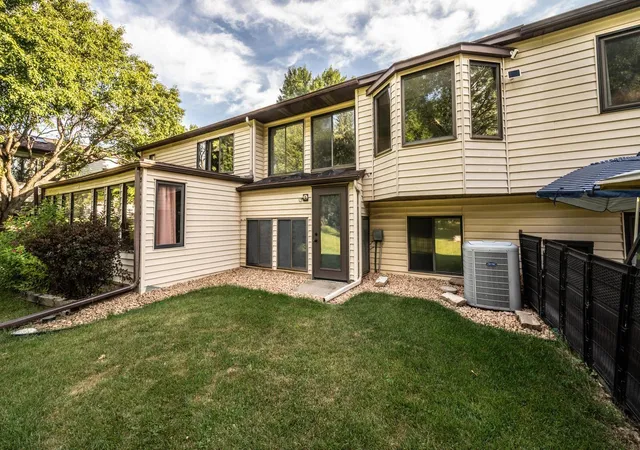 Photo 2 of Single family home for sale at 14351 Glenda Dr, Saint Paul, MN 55124 | MLS# 7136855 | Listing updated on 2026-09-02