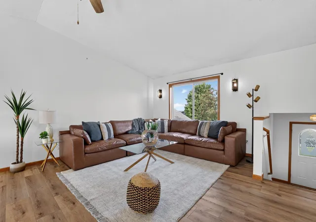 Photo 3 of Single family home for sale at 5852 Excalibur Ct NW, Rochester, MN 55901 | MLS# 7136870 | Listing updated on 2026-09-03