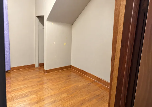 Photo 4 of House for sale at 1113 Edgerton St, Saint Paul, MN 55130 | MLS# 7136883 | Listing updated on 2026-10-30