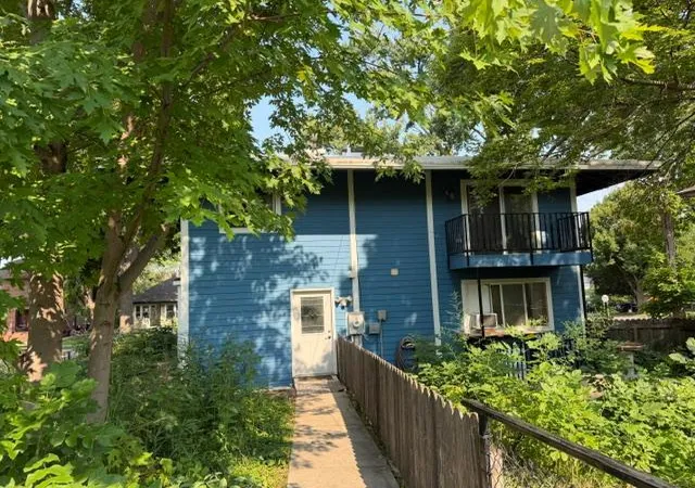 Photo 2 of Single family home for sale at 923 N 5th Street, Mankato, MN 56001 | MLS# 7136927 | Listing updated on 2026-09-02