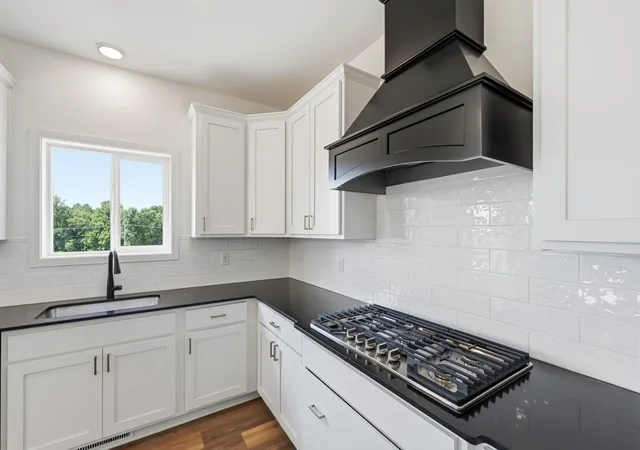 Photo 4 of Single family home for sale at 819 Walnut Grv Ln, Hanover, MN 55341 | MLS# 7136950 | Listing updated on 2026-09-02