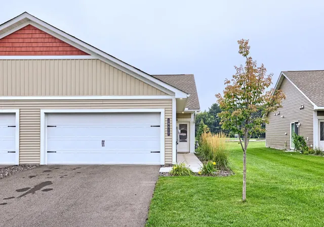 Photo 3 of Townhouse for sale at 39812 Fallbrook Ave, North Branch, MN 55056 | MLS# 7136978 | Listing updated on 2026-09-03