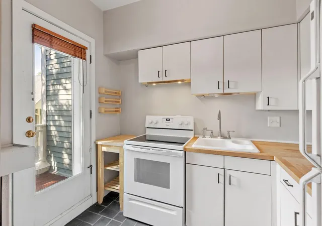 Listing Photo 5 - Condo for sale in building located at 112 Western Ave N, St. Paul, MN 55102 - Unit #5