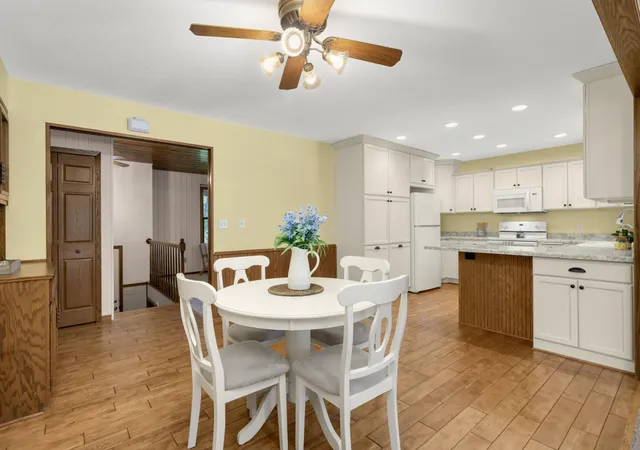 Photo 3 of Single family home for sale at 1601 Walnut St, Hastings, MN 55033 | MLS# 7137001 | Listing updated on 2026-10-08