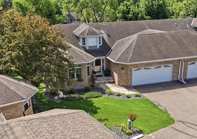 Photo 1 of Single family home for sale at 4166 Thornhill Ln, Saint Paul, MN 55127 | MLS# 7137005 | Listing updated on 2026-10-08