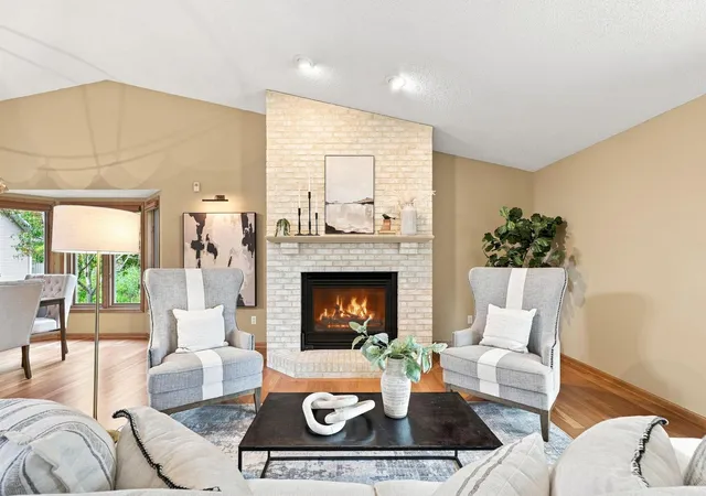 Photo 3 of Single family home for sale at 4166 Thornhill Ln, Saint Paul, MN 55127 | MLS# 7137005 | Listing updated on 2026-10-08