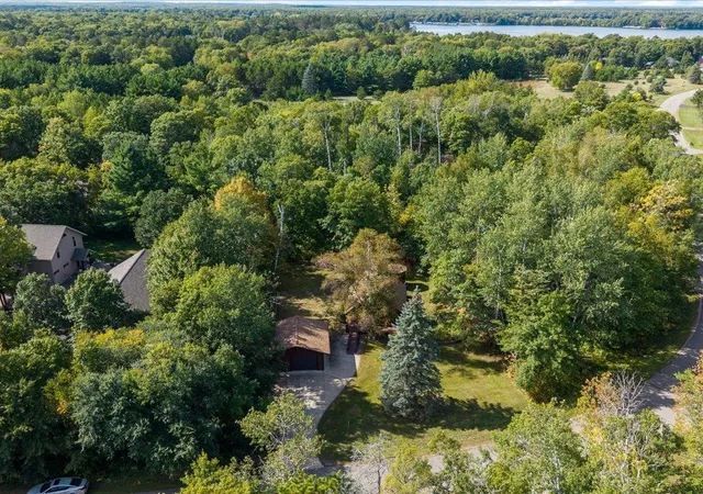 Photo 3 of Single family home for sale at 34491 Park Dr, Crosslake, MN 56442 | MLS# 7137007 | Listing updated on 2026-09-23