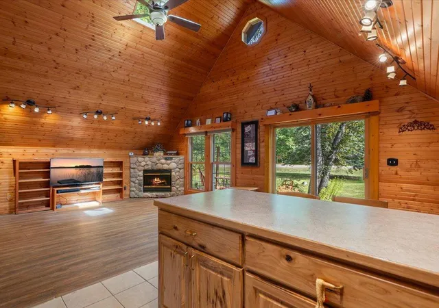 Photo 4 of Single family home for sale at 34491 Park Dr, Crosslake, MN 56442 | MLS# 7137007 | Listing updated on 2026-09-23