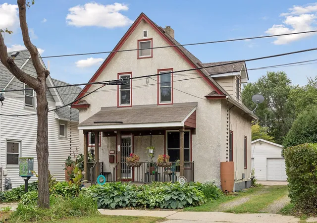 Photo 4 of Single family home for sale at 30 22nd Avenue NE, Minneapolis, MN 55418 | MLS# 7137024 | Listing updated on 2026-10-22