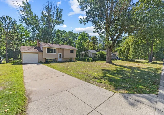 Photo 30 of Single family home for sale at 650 Birch Ln S, Saint Paul, MN 55126 | MLS# 7137040 | Listing updated on 2026-09-04