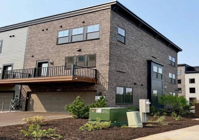 Photo 3 of Single family home for sale at 838 Woodlawn Ave, Saint Paul, MN 55116 | MLS# 7137043 | Listing updated on 2026-09-03