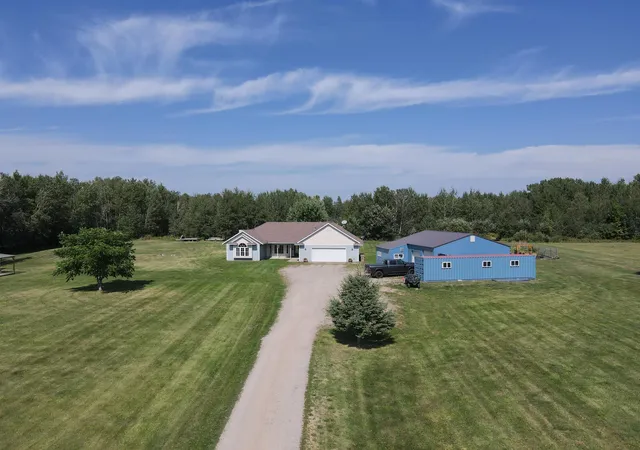 Photo 3 of Single family home for sale at 14586 Lynx Rd, Milaca, MN 56353 | MLS# 7137050 | Listing updated on 2026-09-23