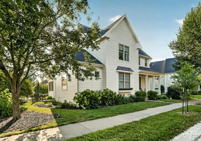 Photo 1 of Single family home for sale at 1210 Grey Fox Ave Sw, Rochester, MN 55902 | MLS# 7137056 | Listing updated on 2026-09-30