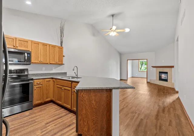 Photo 4 of Single family home for sale at 437 Meadow Ln, Young America, MN 55397 | MLS# 7137060 | Listing updated on 2026-09-19