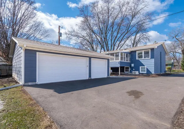 Photo 2 of Single family home for sale at 2108 Belmont Ln, Mound, MN 55364 | MLS# 7137101 | Listing updated on 2026-09-02