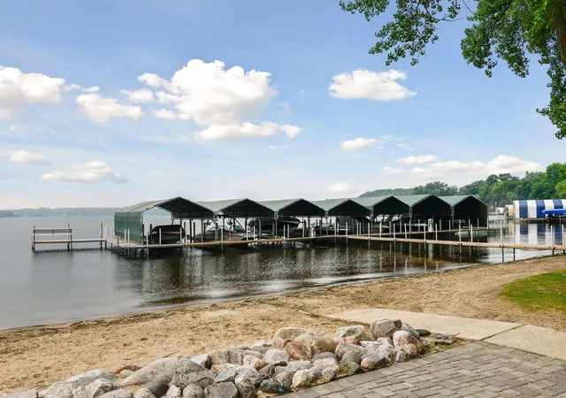 Photo 3 of Mansion for sale at 4145 Trillium Ln E, Mound, MN 55364 | MLS# 7137104 | Listing updated on 2026-10-26