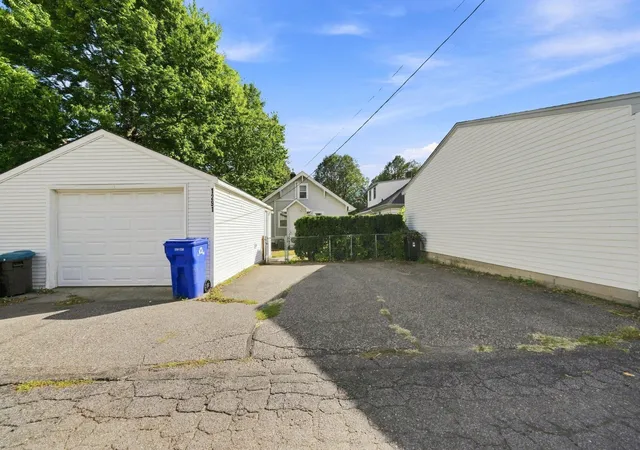 Photo 44 of Single family home for sale at 1291 Sherburne Ave, Saint Paul, MN 55104 | MLS# 7137122 | Listing updated on 2026-09-12