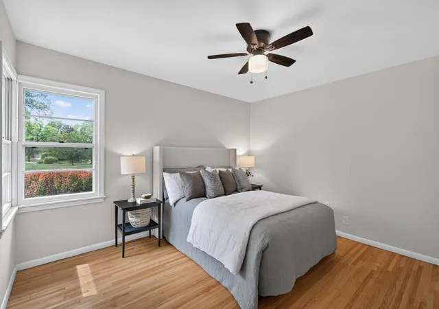 Photo 4 of Sale Pending at 1325 Flag Ave S, Minneapolis, MN 55426 | MLS# 7137127 | Listing updated on 2026-09-13