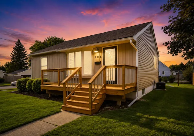 Photo 1 of Single family home for sale at 306 16th Street Se, Austin, MN 55912 | MLS# 7137137 | Listing updated on 2026-09-05