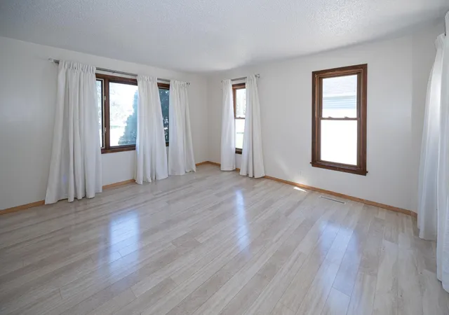 Photo 3 of Single family home for sale at 306 1st Street E, Stewartville, MN 55976 | MLS# 7137138 | Listing updated on 2026-10-09