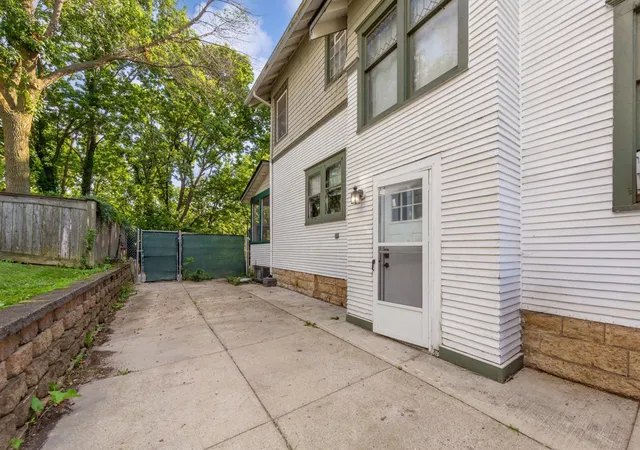 Photo 4 of Single family home for sale at 117 Shaubut St, Mankato, MN 56001 | MLS# 7137140 | Listing updated on 2026-09-05