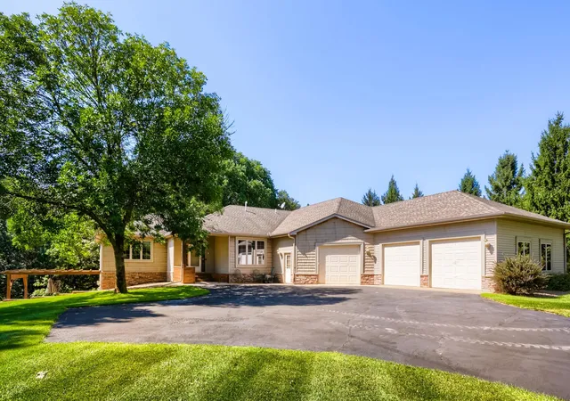 Photo 2 of Single family home for sale at 24014 113th Street Nw, Zimmerman, MN 55398 | MLS# 7137158 | Listing updated on 2026-09-19