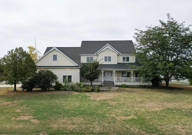 Photo 1 of Single family home for sale at 210 Hackberry Ct, Kindred, ND 58051 | MLS# 7137161 | Listing updated on 2026-10-27