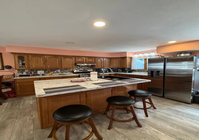 Photo 4 of Single family home for sale at 231 Elizabeth St E, Edgerton, MN 56128 | MLS# 7137168 | Listing updated on 2026-09-02