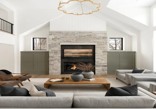 Photo 2 of Mansion for sale at 355 Margaret Cir, Wayzata, MN 55391 | MLS# 7137188 | Listing updated on 2026-09-05