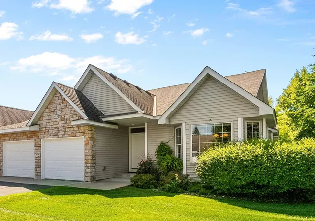 Photo 2 of Single family home for sale at 5237 141st Street N, Hugo, MN 55038 | MLS# 7137211 | Listing updated on 2026-09-19