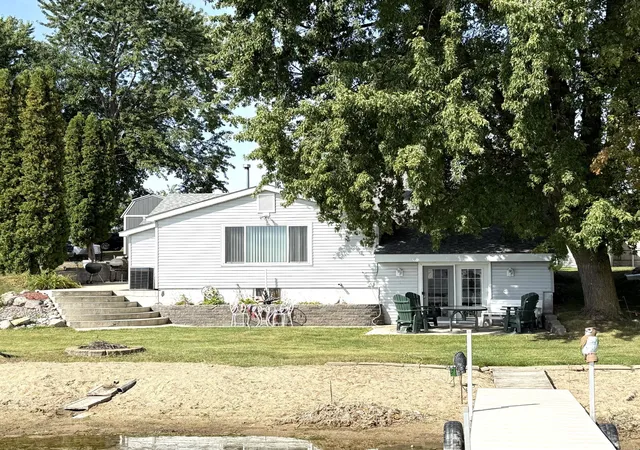 Photo 2 of Single family home for sale at 1906 County Rd 5 Nw, Annandale, MN 55302 | MLS# 7137216 | Listing updated on 2026-09-02