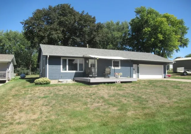 Photo 2 of Single family home for sale at 303 E 4th Avenue, Beaver Creek, MN 56116 | MLS# 7137238 | Listing updated on 2026-09-02