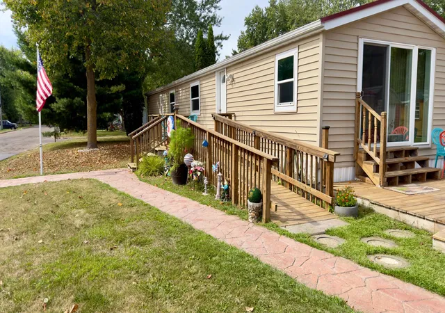 Photo 4 of Single family home for sale at 604 Milltown Ave N, Milltown, WI 54858 | MLS# 7137247 | Listing updated on 2026-09-04