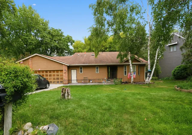 Photo 2 of Single family home for sale at 3554 Widgeon Way, Saint Paul, MN 55123 | MLS# 7137248 | Listing updated on 2026-09-22