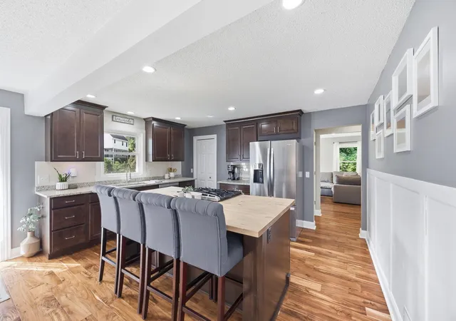 Photo 2 of Sale Pending at 4464 Wilshire Blvd, Mound, MN 55364 | MLS# 7137272 | Listing updated on 2026-09-27
