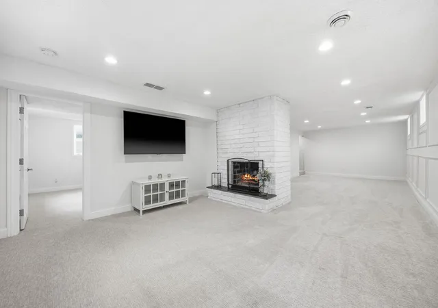 Photo 4 of Sale Pending at 4464 Wilshire Blvd, Mound, MN 55364 | MLS# 7137272 | Listing updated on 2026-09-27
