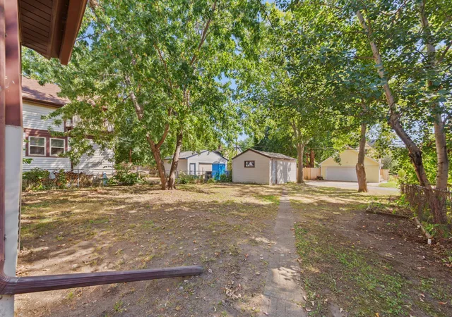 Photo 4 of Single family home for sale at 1716 Iglehart Ave, Saint Paul, MN 55104 | MLS# 7137285 | Listing updated on 2026-09-03