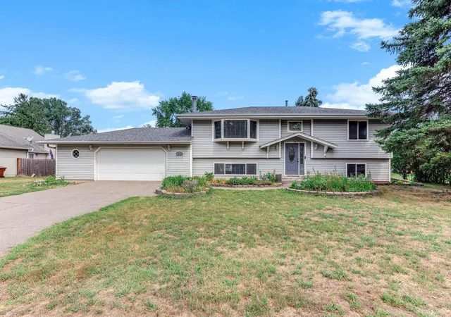 Photo 1 of Sale Pending at 3855 66th Street E, Inver Grove Heights, MN 55076 | MLS# 7137287 | Listing updated on 2026-09-24