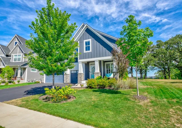 Photo 2 of Single family home for sale at 4233 Arbor Bay, Saint Paul, MN 55129 | MLS# 7137288 | Listing updated on 2026-09-05