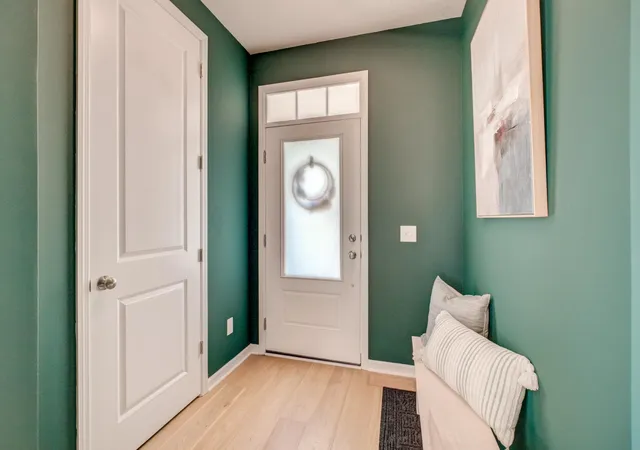 Photo 3 of Single family home for sale at 4233 Arbor Bay, Saint Paul, MN 55129 | MLS# 7137288 | Listing updated on 2026-09-05