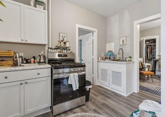 Photo 2 of House for sale at 1083 Chatsworth St N, Saint Paul, MN 55103 | MLS# 7137290 | Listing updated on 2026-09-02