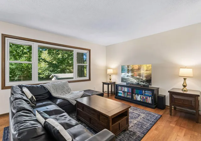 Photo 4 of Single family home for sale at 1755 Ithaca Ln N, Minneapolis, MN 55447 | MLS# 7137292 | Listing updated on 2026-09-17