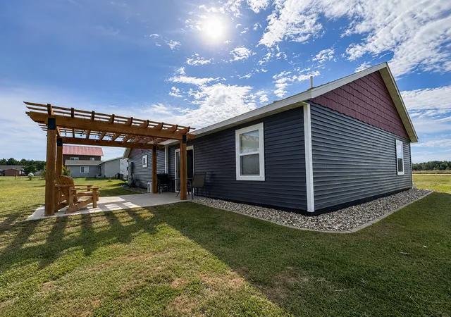 Photo 4 of Single family home for sale at 202 Cozy Oak Dr E, Ottertail, MN 56571 | MLS# 7137316 | Listing updated on 2026-09-30