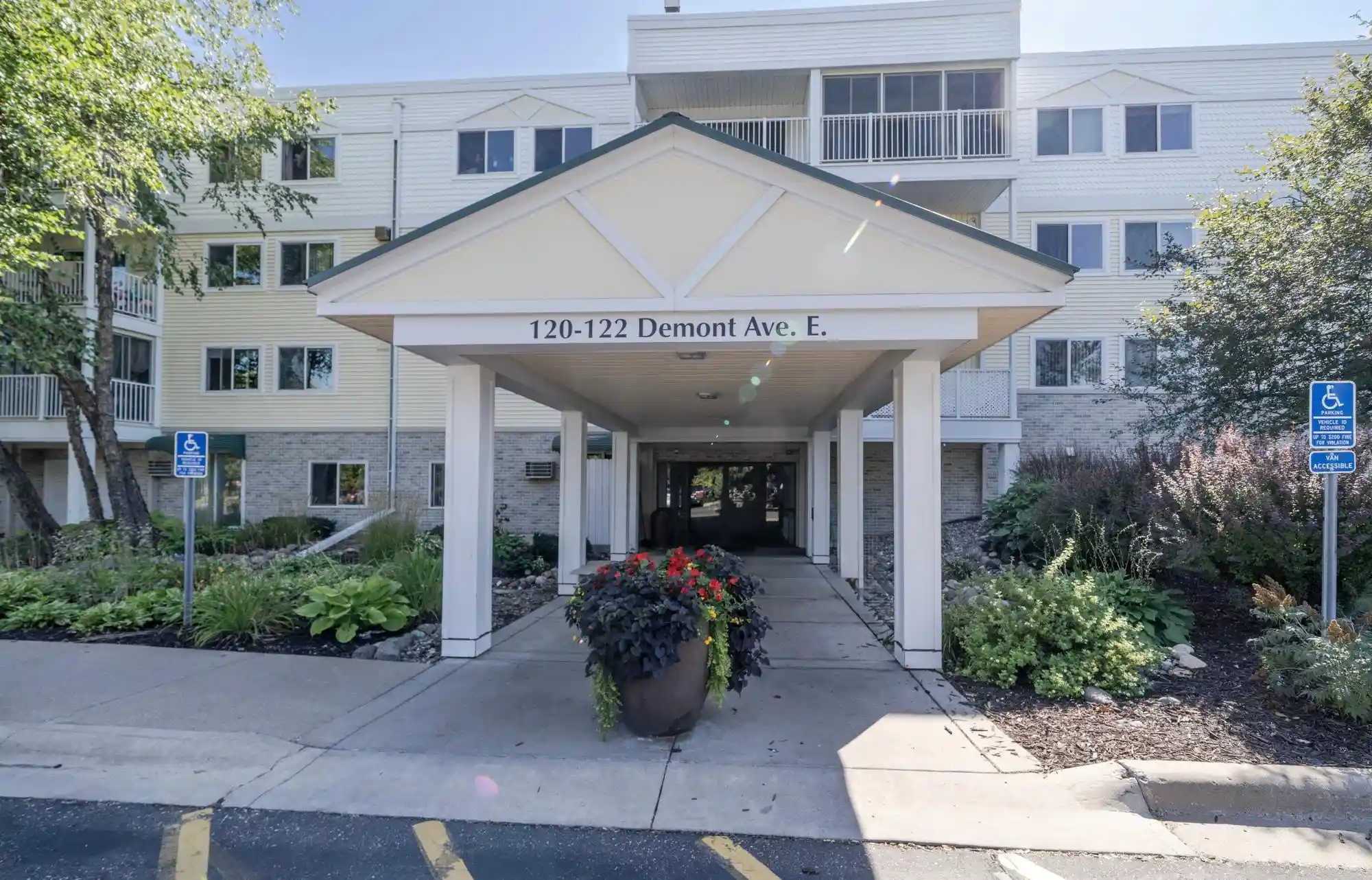 Listing Photo 41 - Condo for sale in 132 Demont Ave E located at 132 Demont Ave E, Little Canada, MN 55117 - Unit #326
